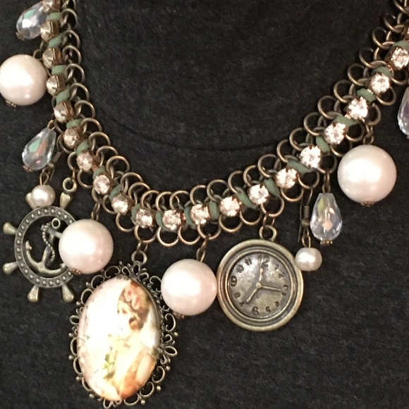 Quirky costume charm necklace & earring set - Picture 8 of 12